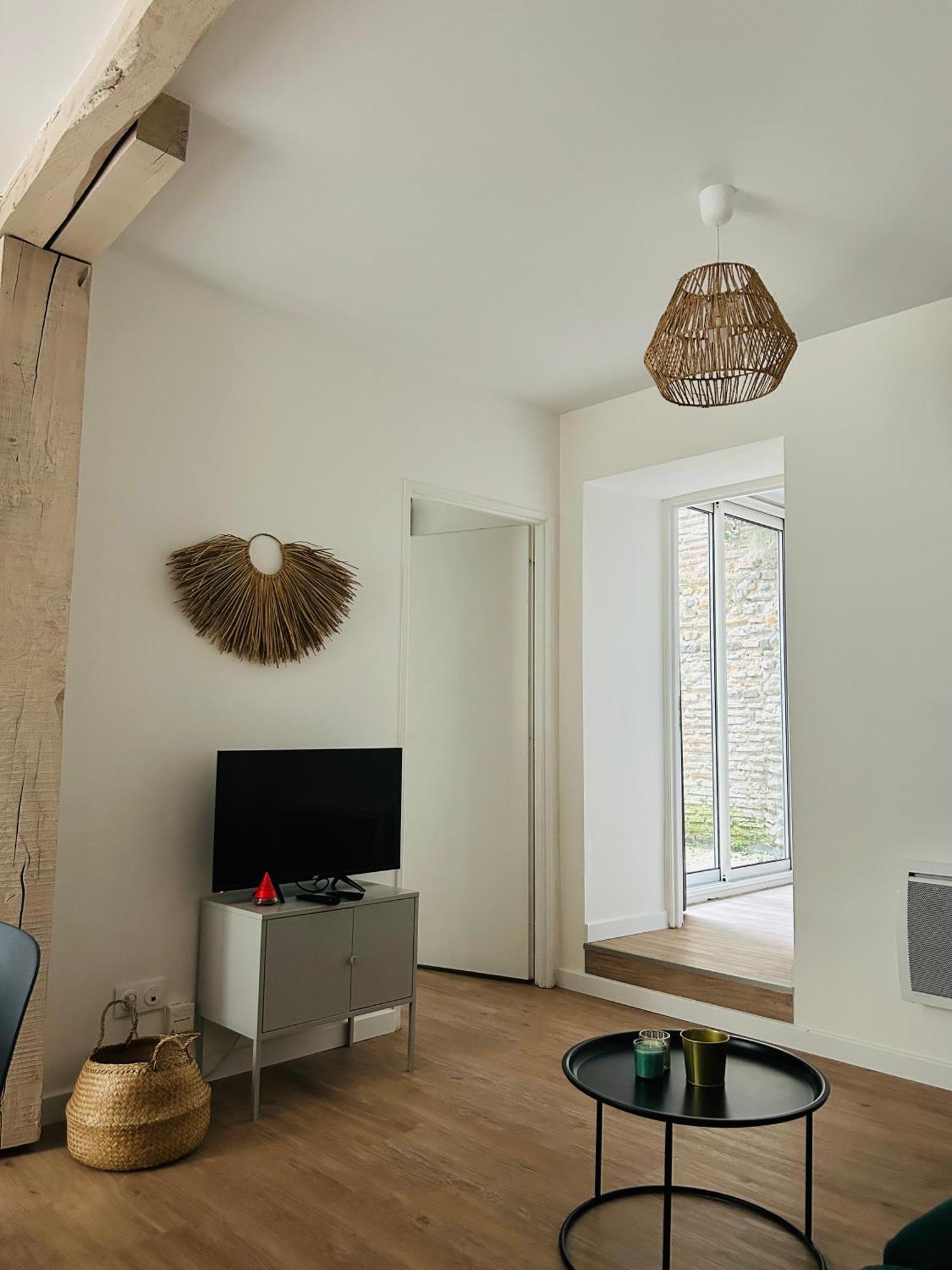 Le Patio : Appartement Chic 3 Chambres Au Coeur De Pau Exterior foto